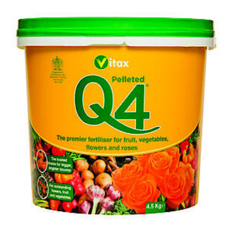 Vitax Q4 Fertiliser 4.5kg Tub